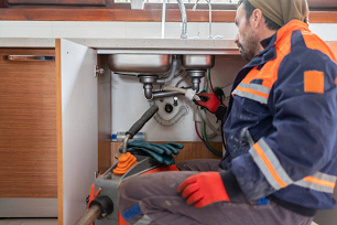 Etiler Lavabo Tikali Boru Açma